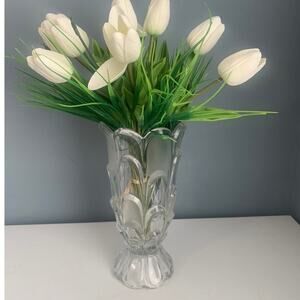 Toscana Bohemia Crystal Vase Layered Flower Petal Design Frosted Accents